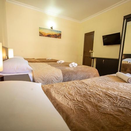 Hotel Chveni Ezo Kobuleti Kültér fotó