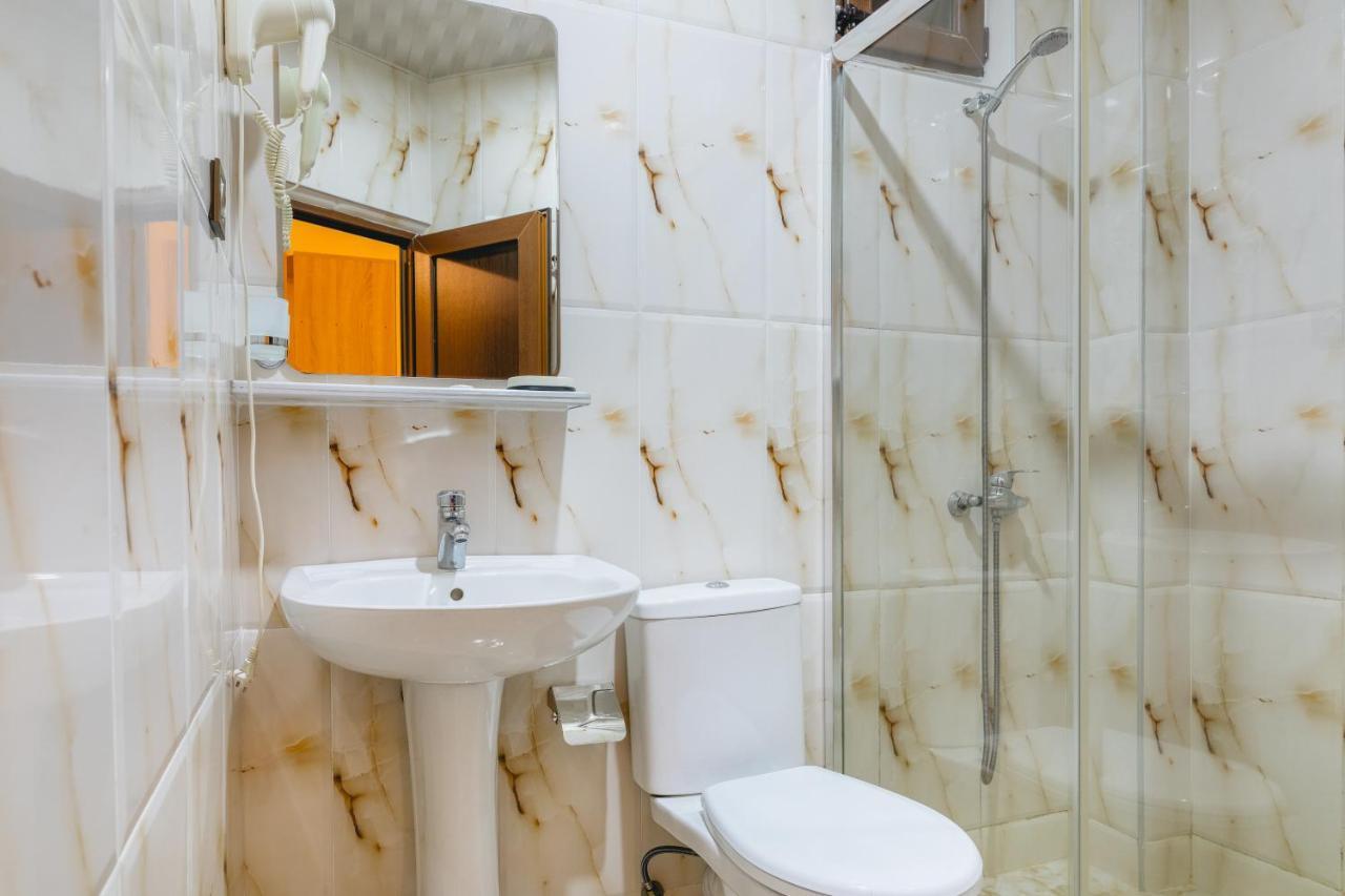 Hotel Chveni Ezo Kobuleti Kültér fotó