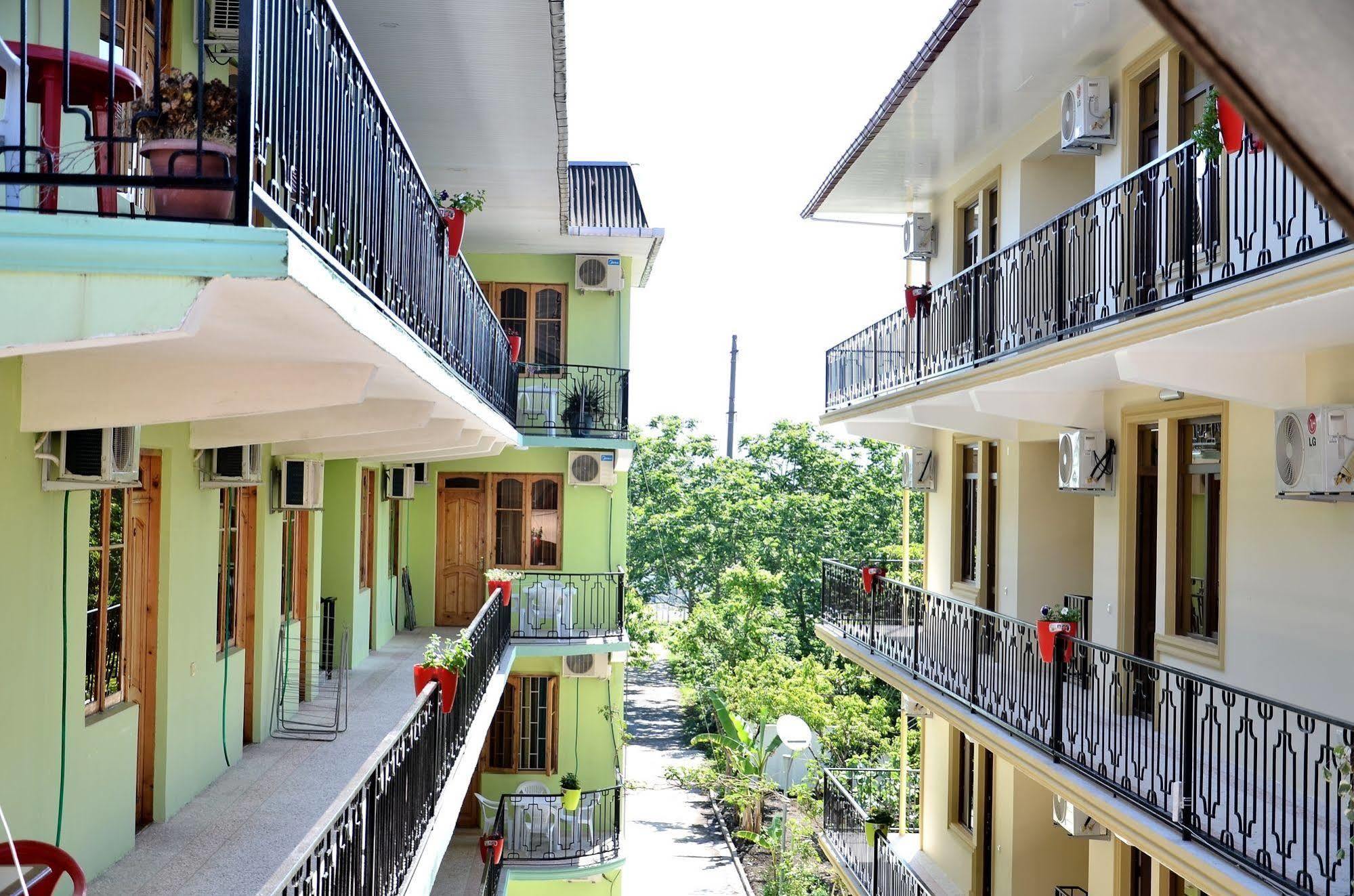 Hotel Chveni Ezo Kobuleti Kültér fotó